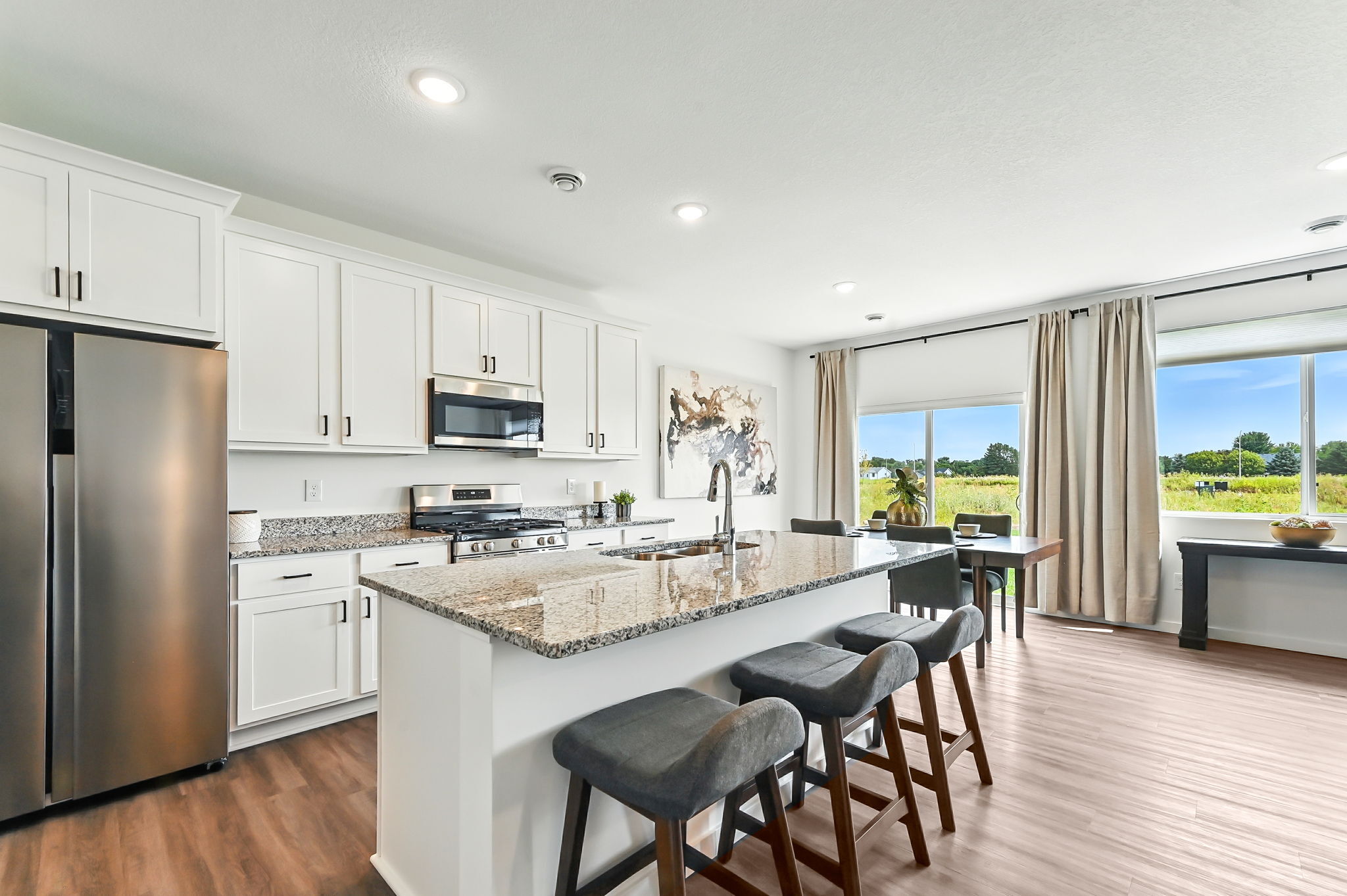 15-web-or-mls-3468-Kachina-Ave-NE-15