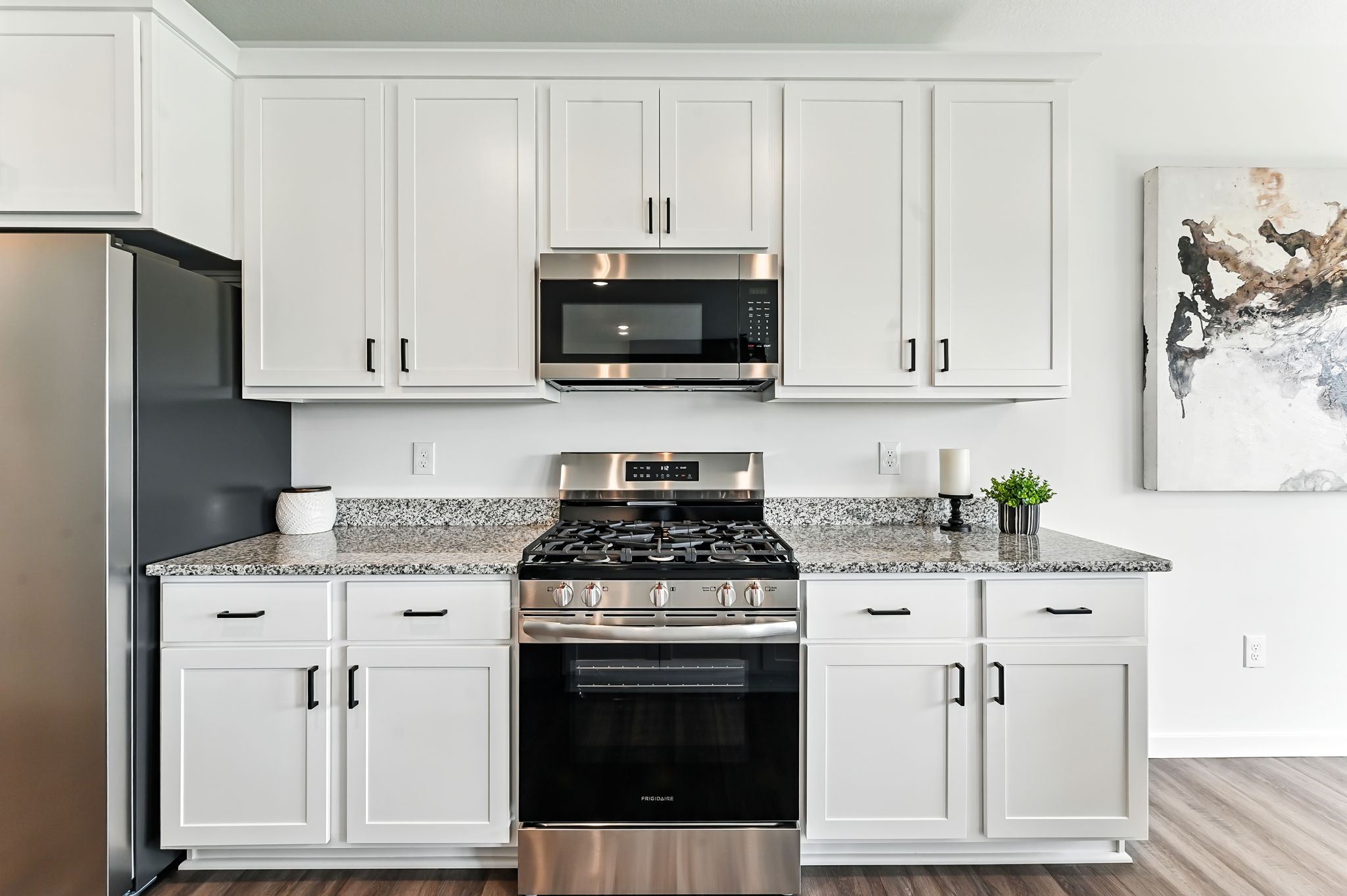 19-web-or-mls-3468-Kachina-Ave-NE-19