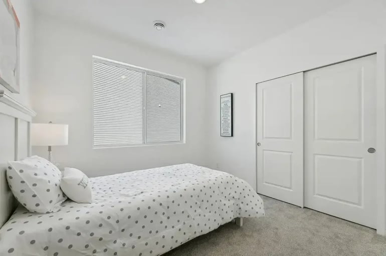 Bedroom 2-1